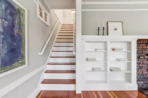 Entry Way - 86-84 Hill St, Mill Valley, CA 94941 photo 7 of 8