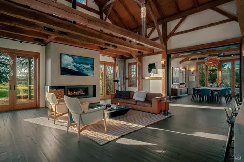Living - 21831 Schellville Rd, Sonoma, CA 95476 photo 2 of 4