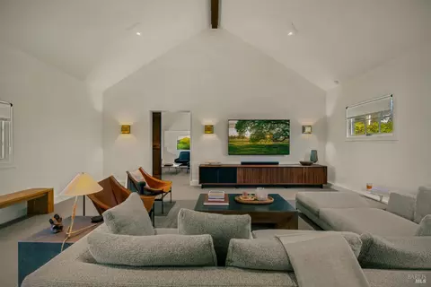 Living - 21831 Schellville Rd, Sonoma, CA 95476 photo 4 of 4