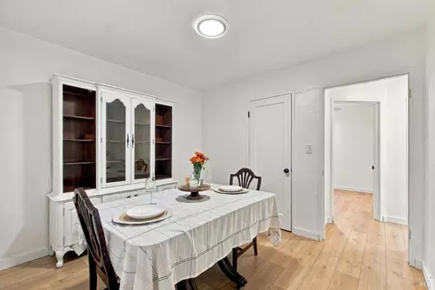 Dining - 129 Dewitt Ave, Napa, CA 94558 photo 1 of 2