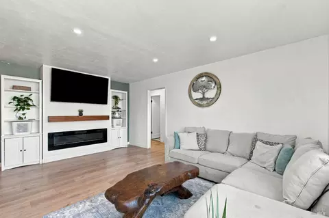 Living - 129 Dewitt Ave, Napa, CA 94558 photo 2 of 3