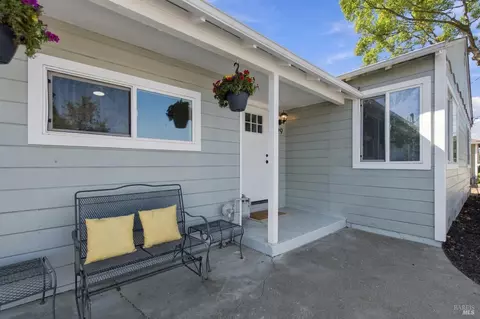 Exterior - 129 Dewitt Ave, Napa, CA 94558 photo 2 of 8