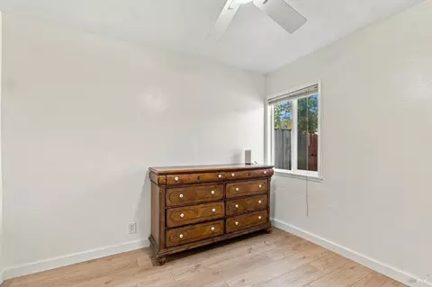 Bedroom - 129 Dewitt Ave, Napa, CA 94558 photo 6 of 8