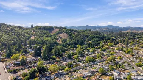 View/Area - 129 Dewitt Ave, Napa, CA 94558 photo 4 of 4