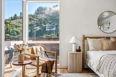 Bedroom - 3 Lower Crescent Ave, Sausalito, CA 94965 photo 3 of 4