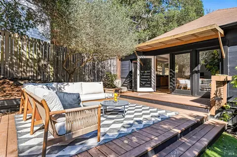 Exterior - 3 Lower Crescent Ave, Sausalito, CA 94965 photo 4 of 22
