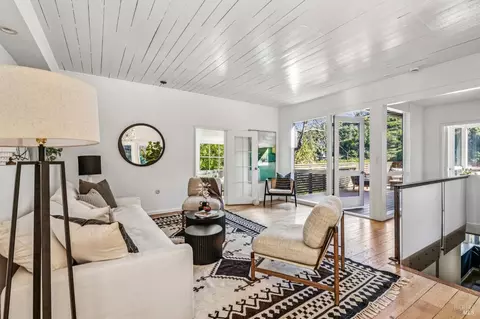 Living - 3 Lower Crescent Ave, Sausalito, CA 94965 photo 1 of 4