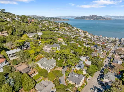 View/Area - 3 Lower Crescent Ave, Sausalito, CA 94965 photo 5 of 9