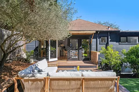 Exterior - 3 Lower Crescent Ave, Sausalito, CA 94965 photo 14 of 22
