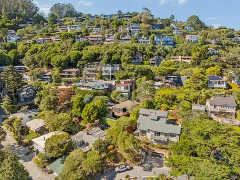 View/Area - 3 Lower Crescent Ave, Sausalito, CA 94965 photo 6 of 9