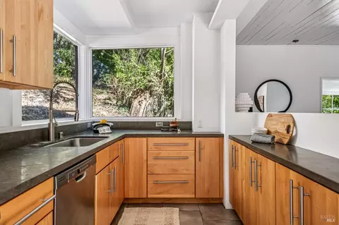 Kitchen - 3 Lower Crescent Ave, Sausalito, CA 94965 photo 3 of 5