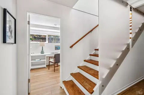 Entry Way - 3 Lower Crescent Ave, Sausalito, CA 94965 photo 4 of 4