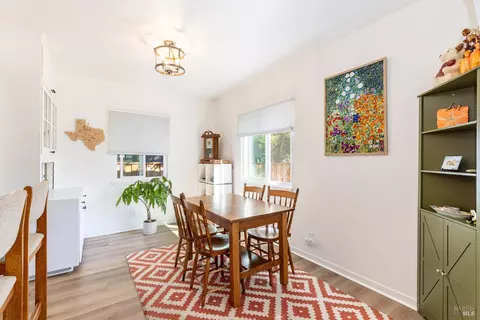 Dining - 1740 E St, Napa, CA 94559 photo 2 of 4