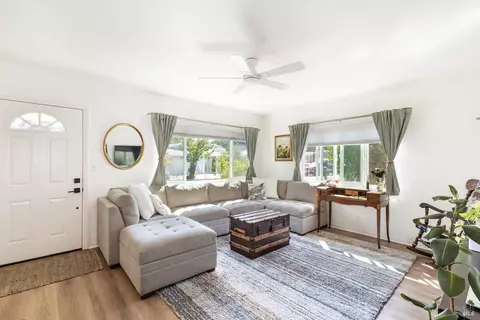 Living - 1740 E St, Napa, CA 94559 photo 2 of 4