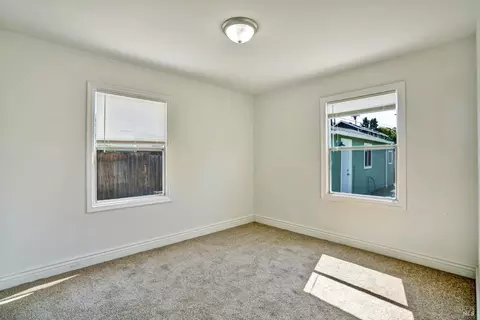 Bedroom - 2905 Irwin St, Vallejo, CA 94591 photo 4 of 6