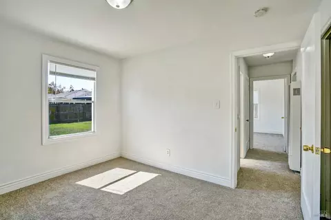 Bedroom - 2905 Irwin St, Vallejo, CA 94591 photo 5 of 6