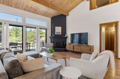 41739 Leeward Rd, The Sea Ranch, CA 95497