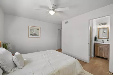 Bedroom - 442 Elder St, Vacaville, CA 95688 photo 4 of 4