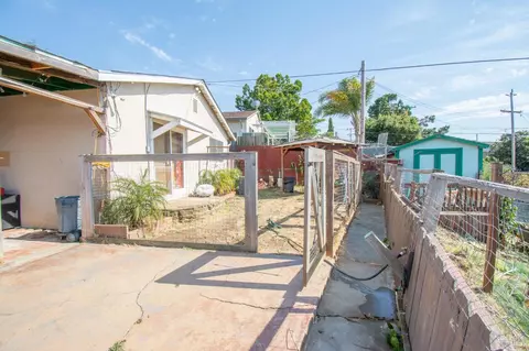 Exterior - 343 Ladera Dr, Vallejo, CA 94591 photo 4 of 11