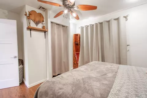 Bedroom - 343 Ladera Dr, Vallejo, CA 94591 photo 4 of 10