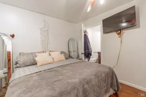 Bedroom - 343 Ladera Dr, Vallejo, CA 94591 photo 7 of 10