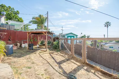 Exterior - 343 Ladera Dr, Vallejo, CA 94591 photo 9 of 11