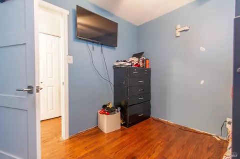 Bedroom - 343 Ladera Dr, Vallejo, CA 94591 photo 2 of 10