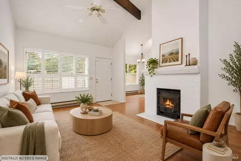 1012 Copeland Creek Dr, Rohnert Park, CA 94928