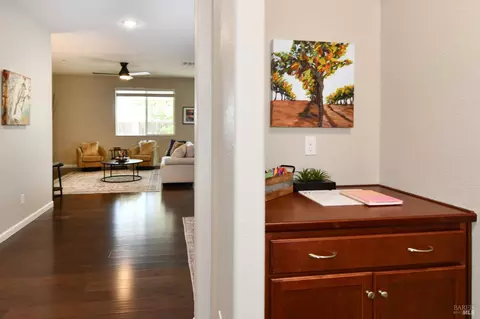 Entry Way - 2417 Hancock Dr, Fairfield, CA 94533 photo 1 of 2
