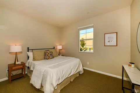 Bedroom - 2417 Hancock Dr, Fairfield, CA 94533 photo 2 of 4