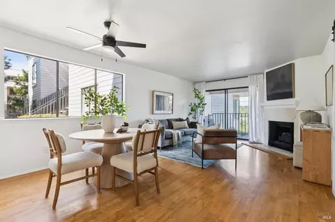 938 Via Casitas, Greenbrae, CA 94904