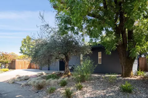 53 Golden Hinde Blvd, San Rafael, CA 94903