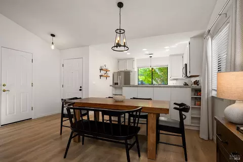 Dining - 260 Usher Dr, Windsor, CA 95492 photo 1 of 2