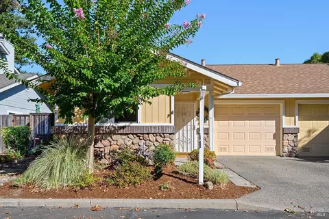 Exterior - 260 Usher Dr, Windsor, CA 95492 photo 1 of 9