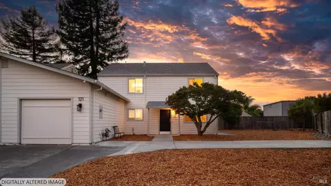 121 Verde Ct, Petaluma, CA 94954