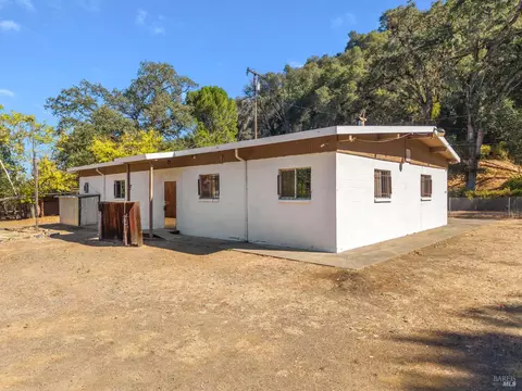 Exterior - 1400 Recreation Rd, Ukiah, CA 95482 photo 4 of 15