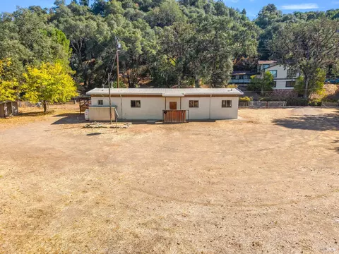 Exterior - 1400 Recreation Rd, Ukiah, CA 95482 photo 13 of 15