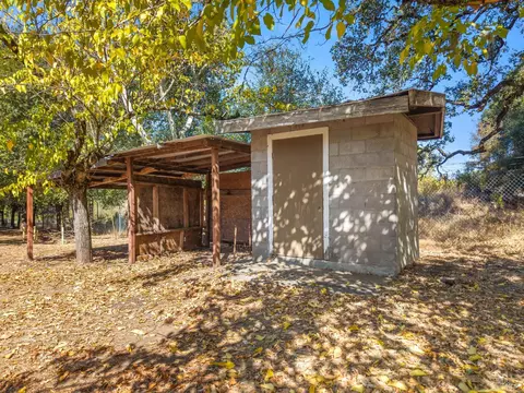 Exterior - 1400 Recreation Rd, Ukiah, CA 95482 photo 15 of 15