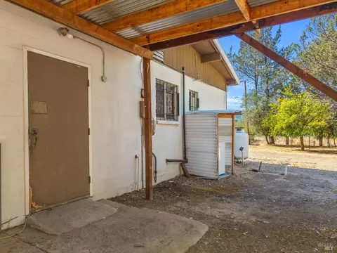 Exterior - 1400 Recreation Rd, Ukiah, CA 95482 photo 10 of 15