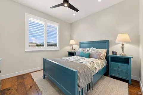 Bedroom - 218 Saffron Ct, Napa, CA 94559 photo 1 of 8