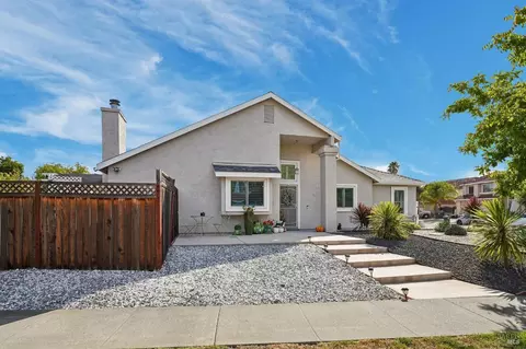 Exterior - 1102 Charter Ln, Fairfield, CA 94533 photo 13 of 22