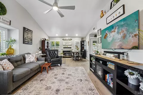 Living - 1102 Charter Ln, Fairfield, CA 94533 photo 2 of 3