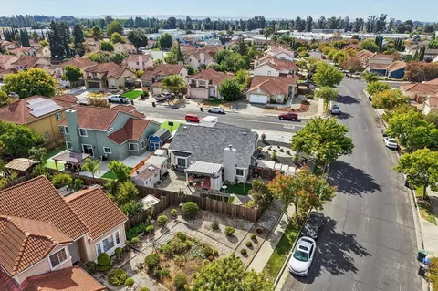 View/Area - 1102 Charter Ln, Fairfield, CA 94533 photo 18 of 21