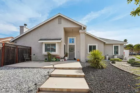 Exterior - 1102 Charter Ln, Fairfield, CA 94533 photo 16 of 22