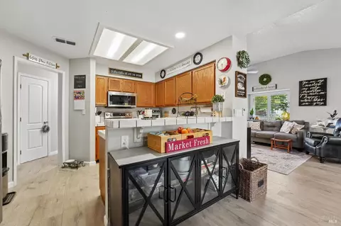 Other - 1102 Charter Ln, Fairfield, CA 94533 photo 3 of 9