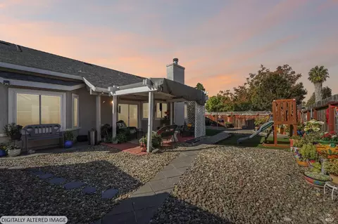 Exterior - 1102 Charter Ln, Fairfield, CA 94533 photo 19 of 22