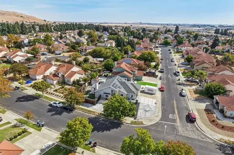 View/Area - 1102 Charter Ln, Fairfield, CA 94533 photo 10 of 21