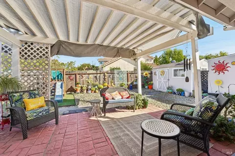 Exterior - 1102 Charter Ln, Fairfield, CA 94533 photo 3 of 22