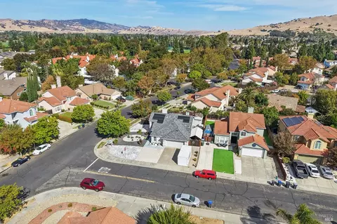 View/Area - 1102 Charter Ln, Fairfield, CA 94533 photo 6 of 21