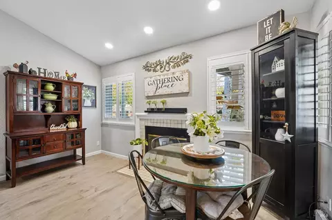 Dining - 1102 Charter Ln, Fairfield, CA 94533 photo 3 of 4